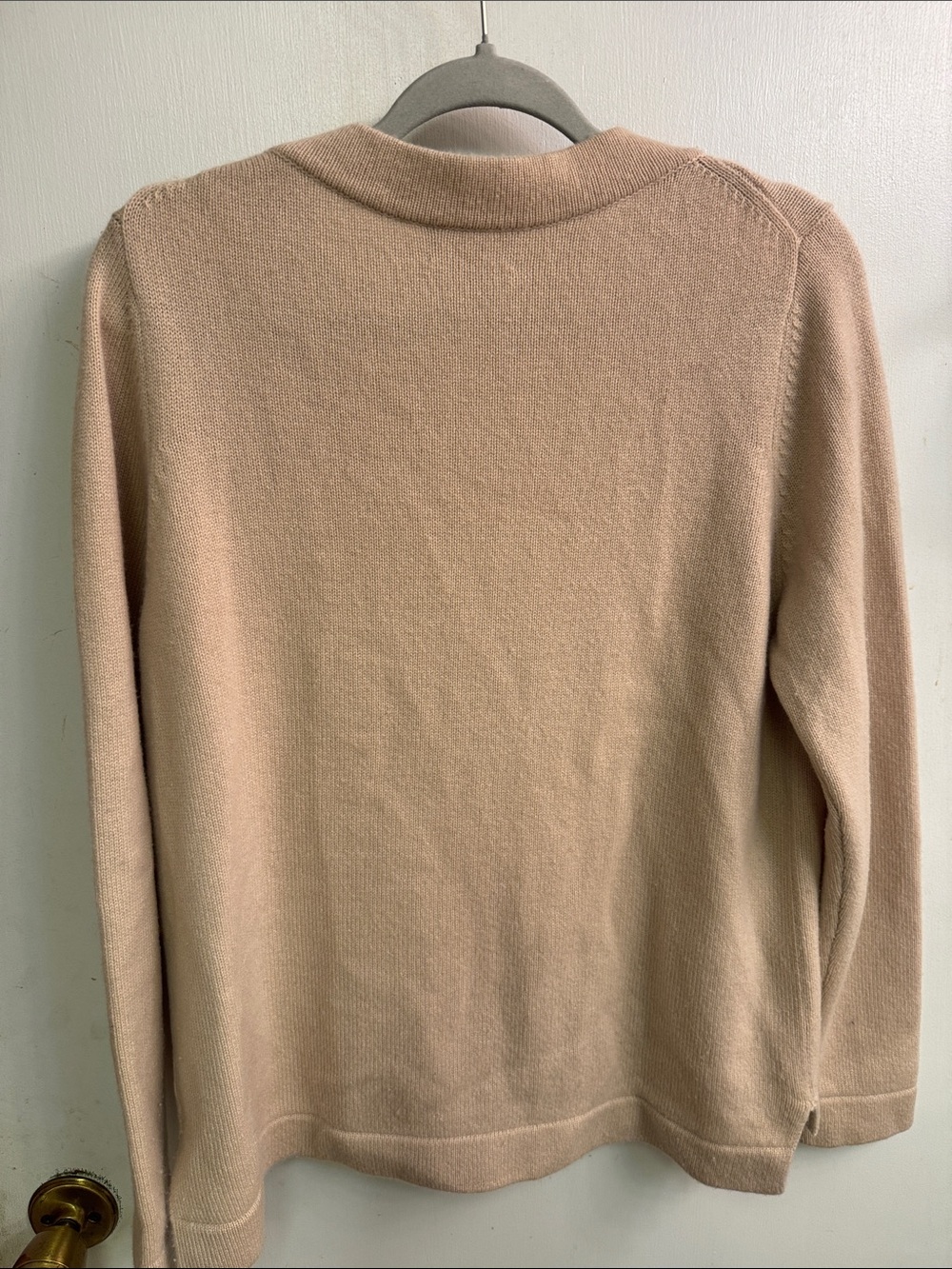 Pure Collection Cashmere Beige V-Neck Button-Front Cardigan - Picture 4 of 4